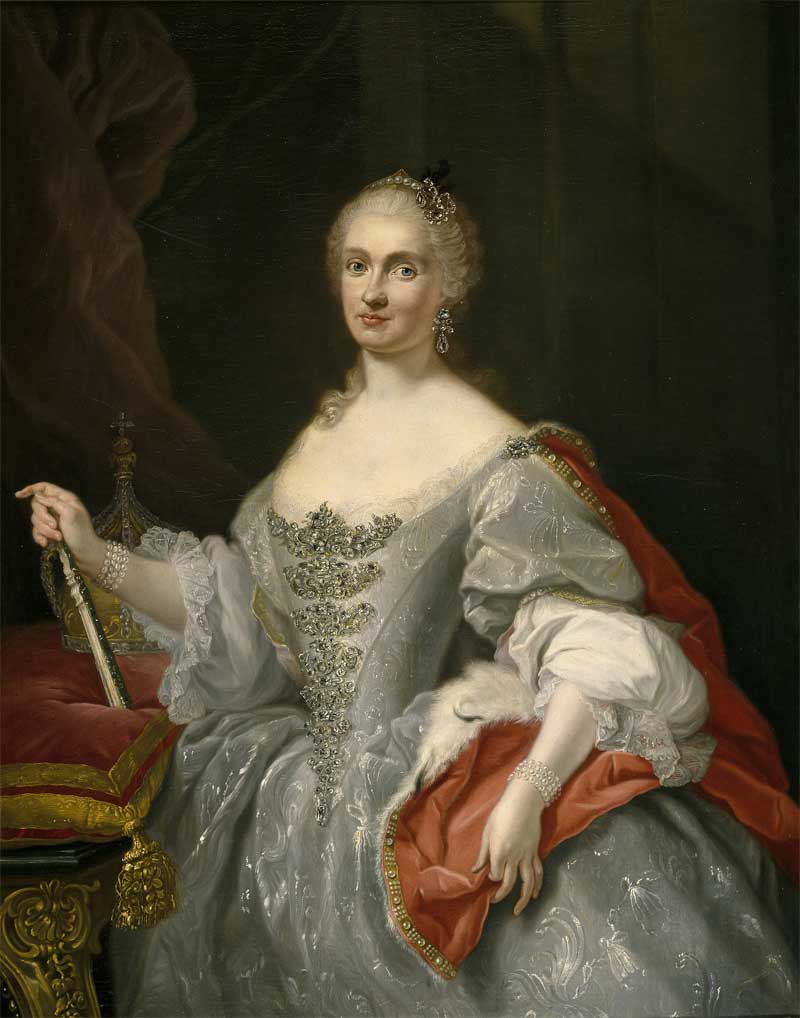 Portrait of Maria Amalia of Saxony as Queen of Naples overlooking the Neapolitan crown. Giuseppe Bonito