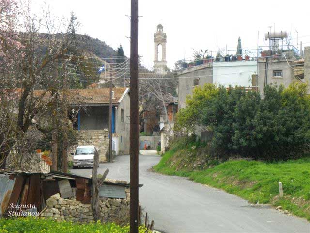 Paramytha, Zypern