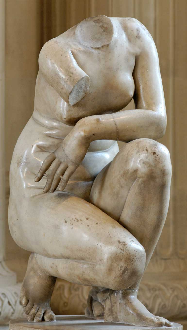 Crouching Aphrodite Louvre Ma5