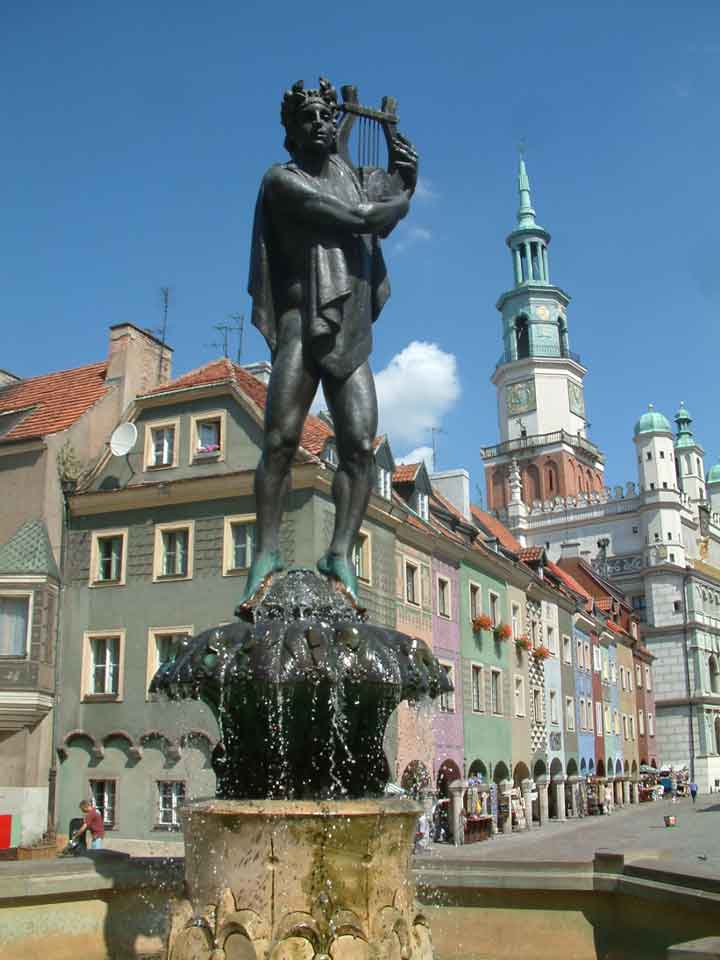 Fountain of Apollo, Poznan
