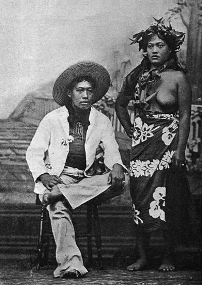 A Tahitian couple