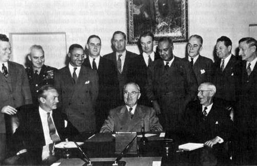Fahy Committee With President Truman