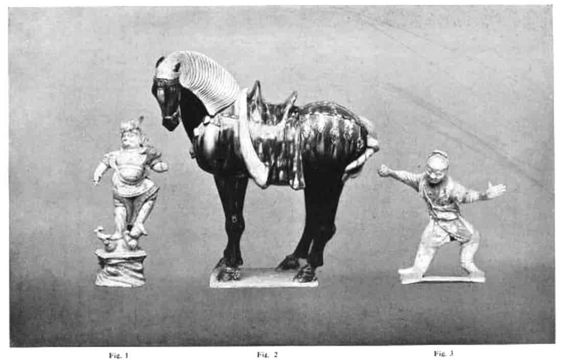 The guardian is lifting his left knee as in running and looking right. The horse is riderless, in full ceremonial dressage. The actor is bowing to the right, arms outstretched with left palm facing forward
