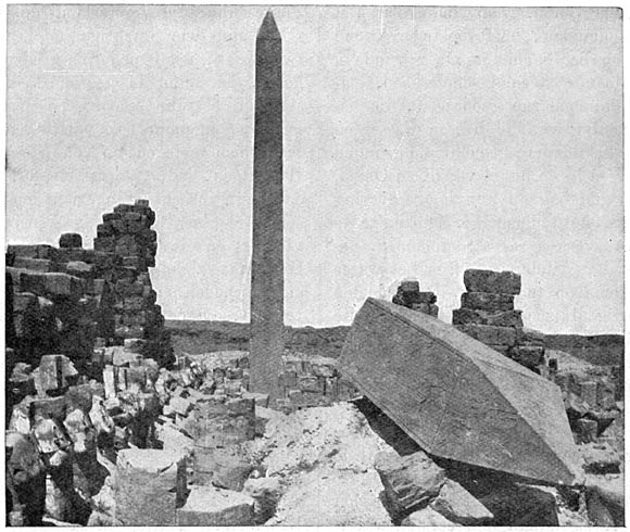 De obelisken te Karnak.
