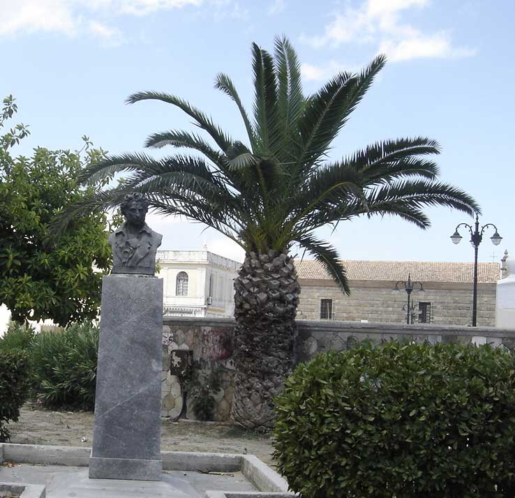 Ugo Foscolo sculpture in Zakynthos