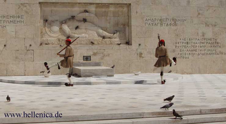 Grabmal des unbekannten Soldaten, Syntagmaplatz Athen