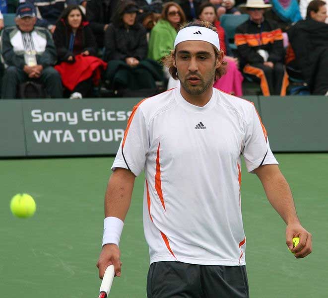 Sock pulls off emotional third-set tiebreak win over Albot in Delray