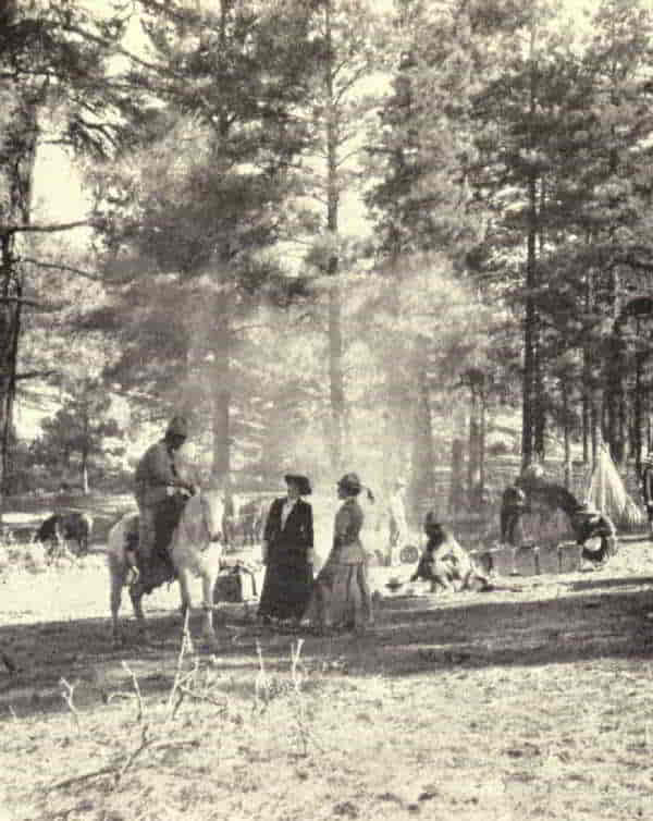 CAMPING PARTY ON THE SOUTH RIM